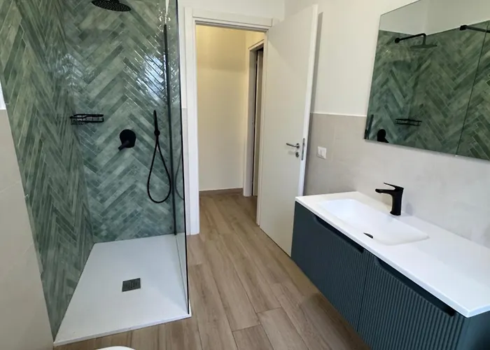 Mare & Colori * 特雷比萨切